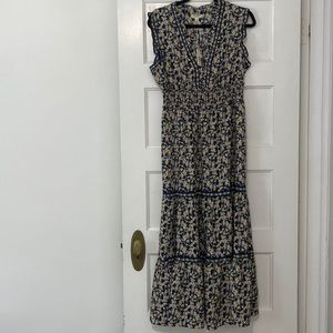 Maxi dress perfect for fall